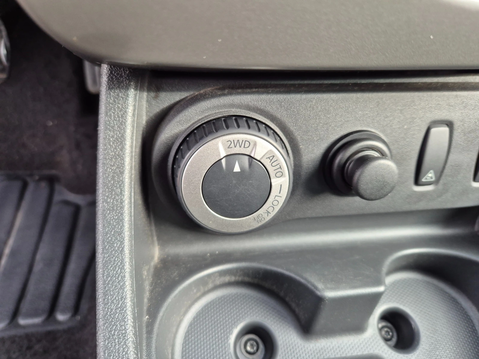 Dacia Duster 1.5DCI 110�� 4x4 | Mobile.bg � ����������� 15