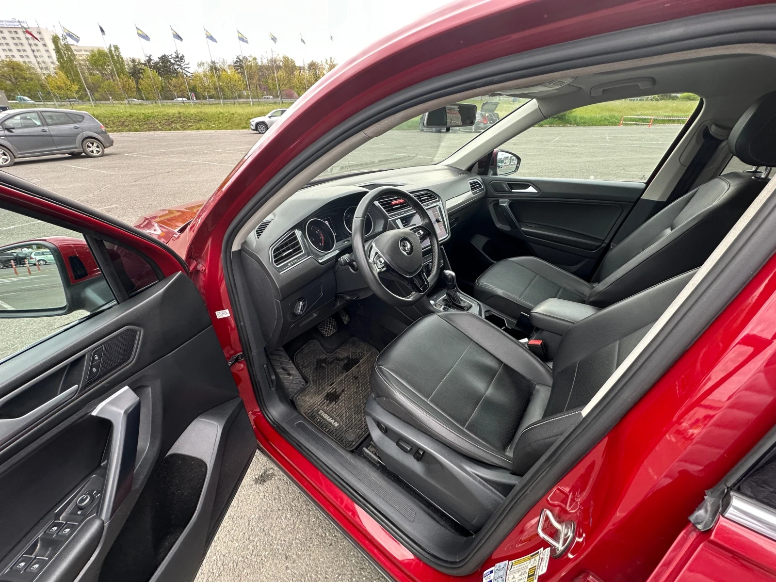 VW Tiguan Allspace 4Motion, снимка 6 - Автомобили и джипове - 54379100