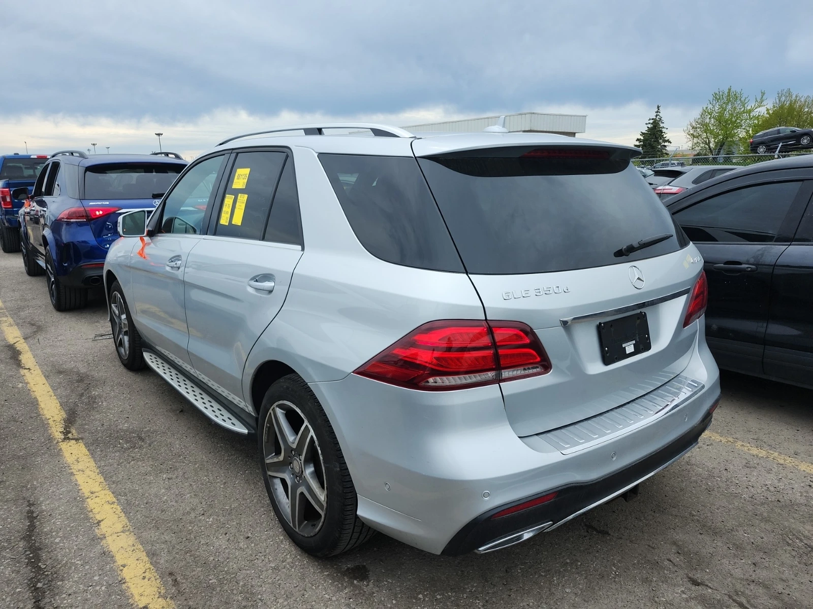 Mercedes-Benz GLE 350 D * AMG * 360 CAMERA * CARFAX * , снимка 4 - Автомобили и джипове - 54569186
