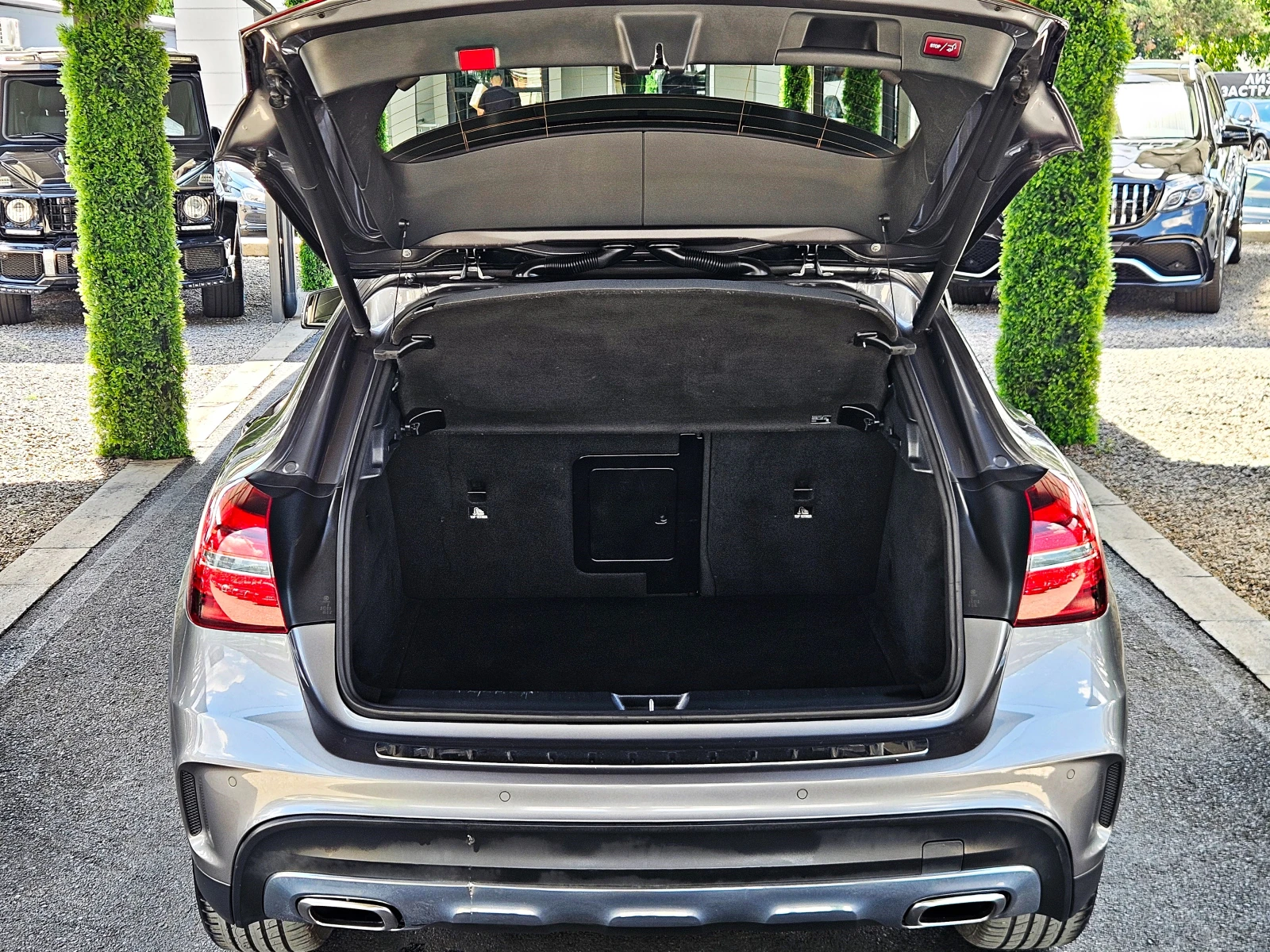 Mercedes-Benz GLA 200 AMG/FACE/GERMANY/CAMERA/AMBIENT/LIZING, снимка 8 - Автомобили и джипове - 55527674