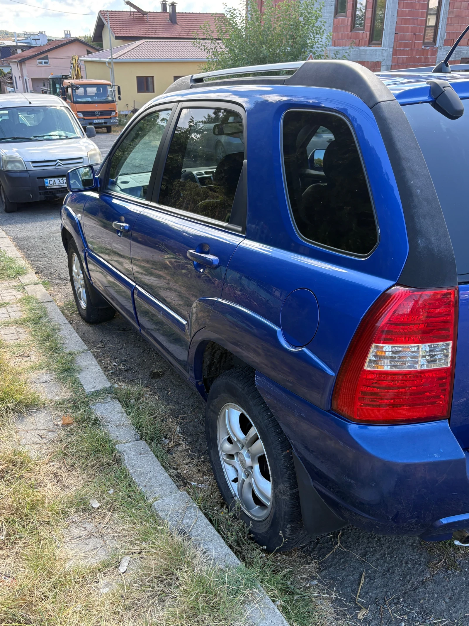 Kia Sportage, снимка 3 - Автомобили и джипове - 56132948