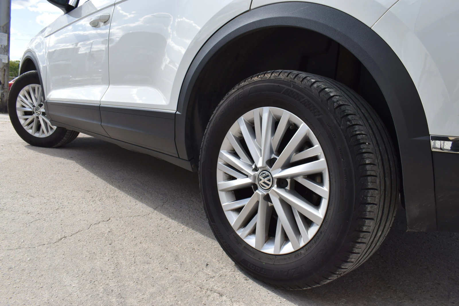 VW T-Roc 2.0TDI* AUTOMAT, снимка 2 - Автомобили и джипове - 56214746