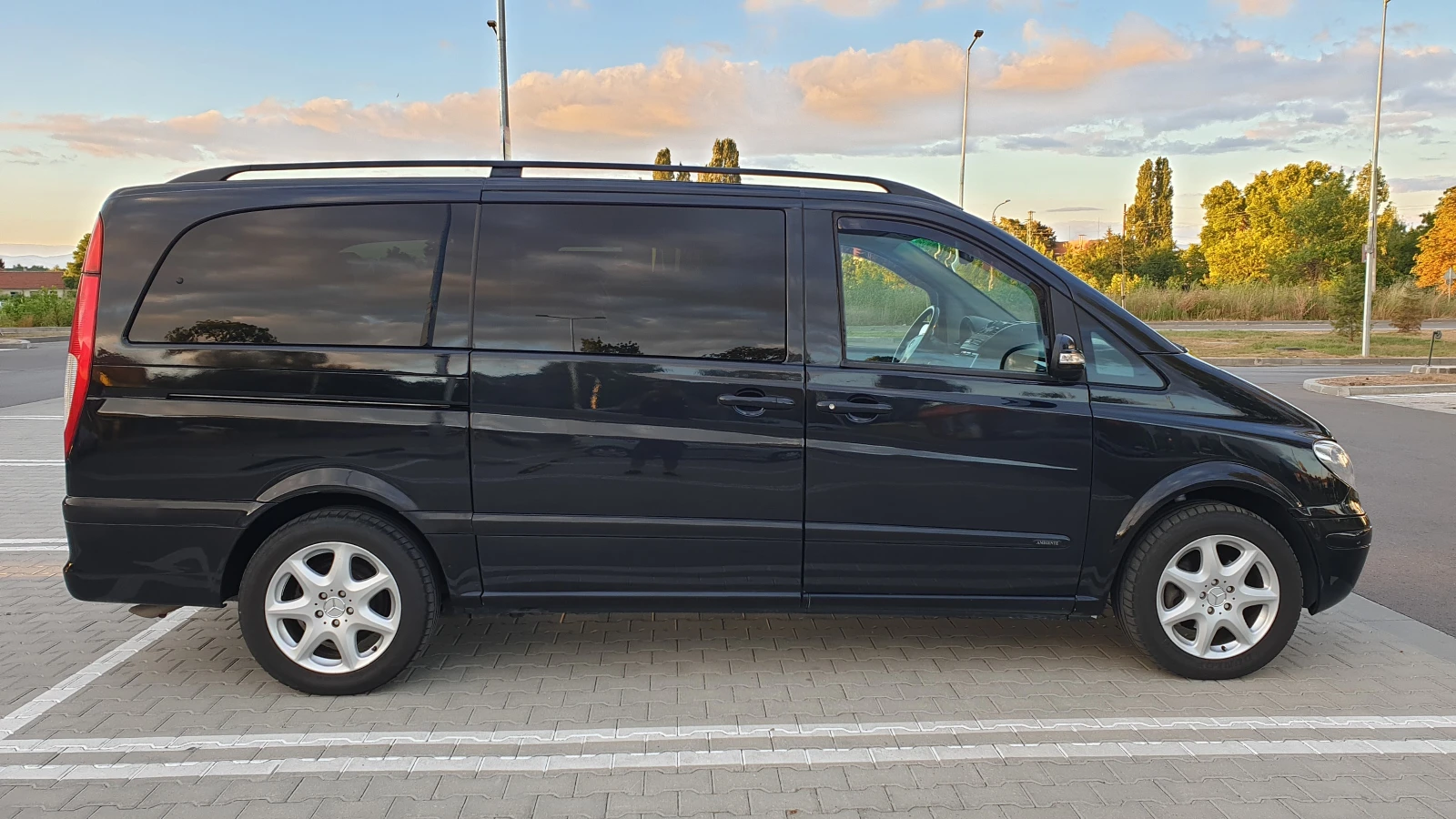 Mercedes-Benz Viano 2.2 CDI - изображение 9