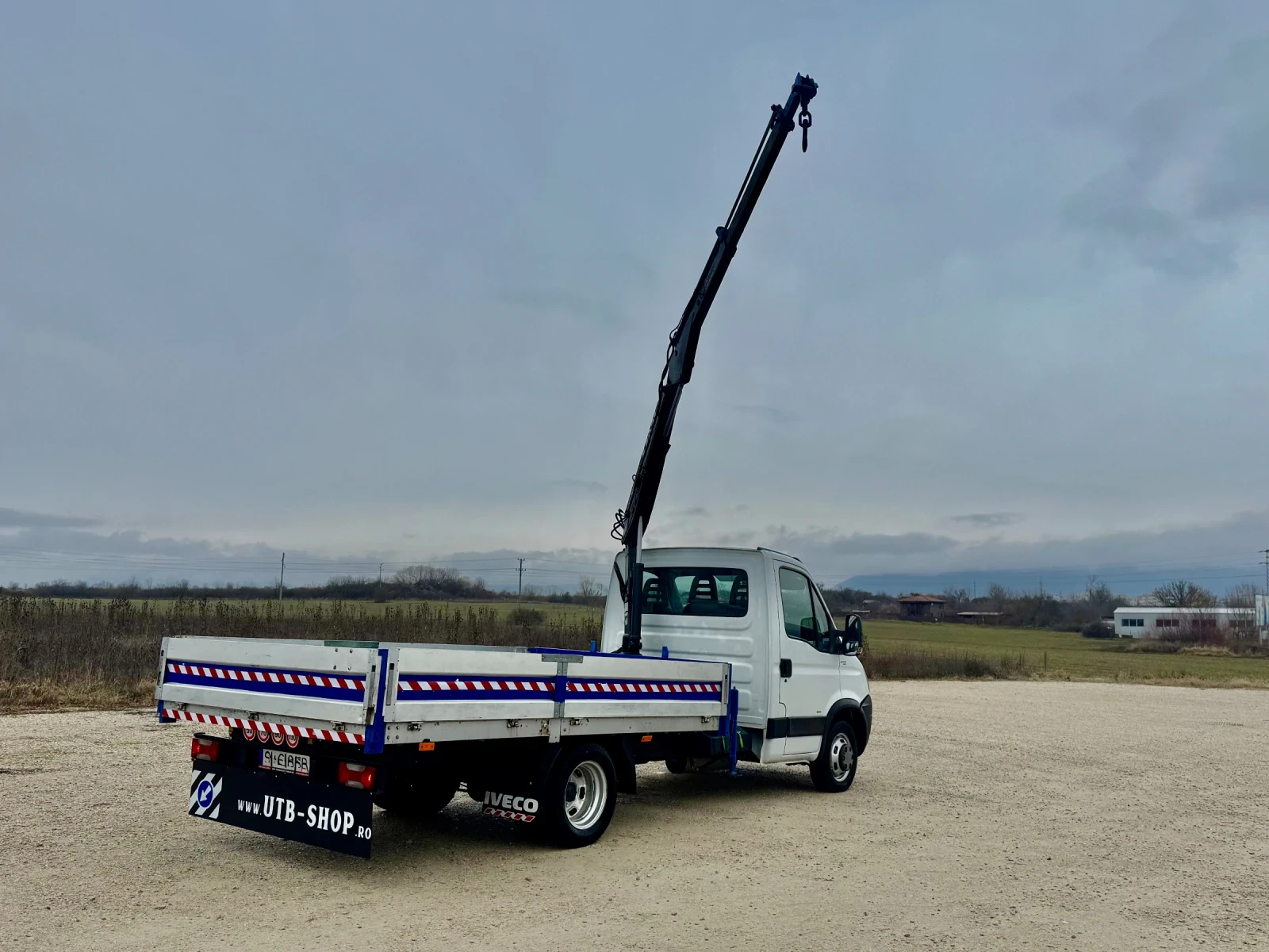 Iveco 35c15 КРАН-2100кг* КЛИМАТИК - изображение 4
