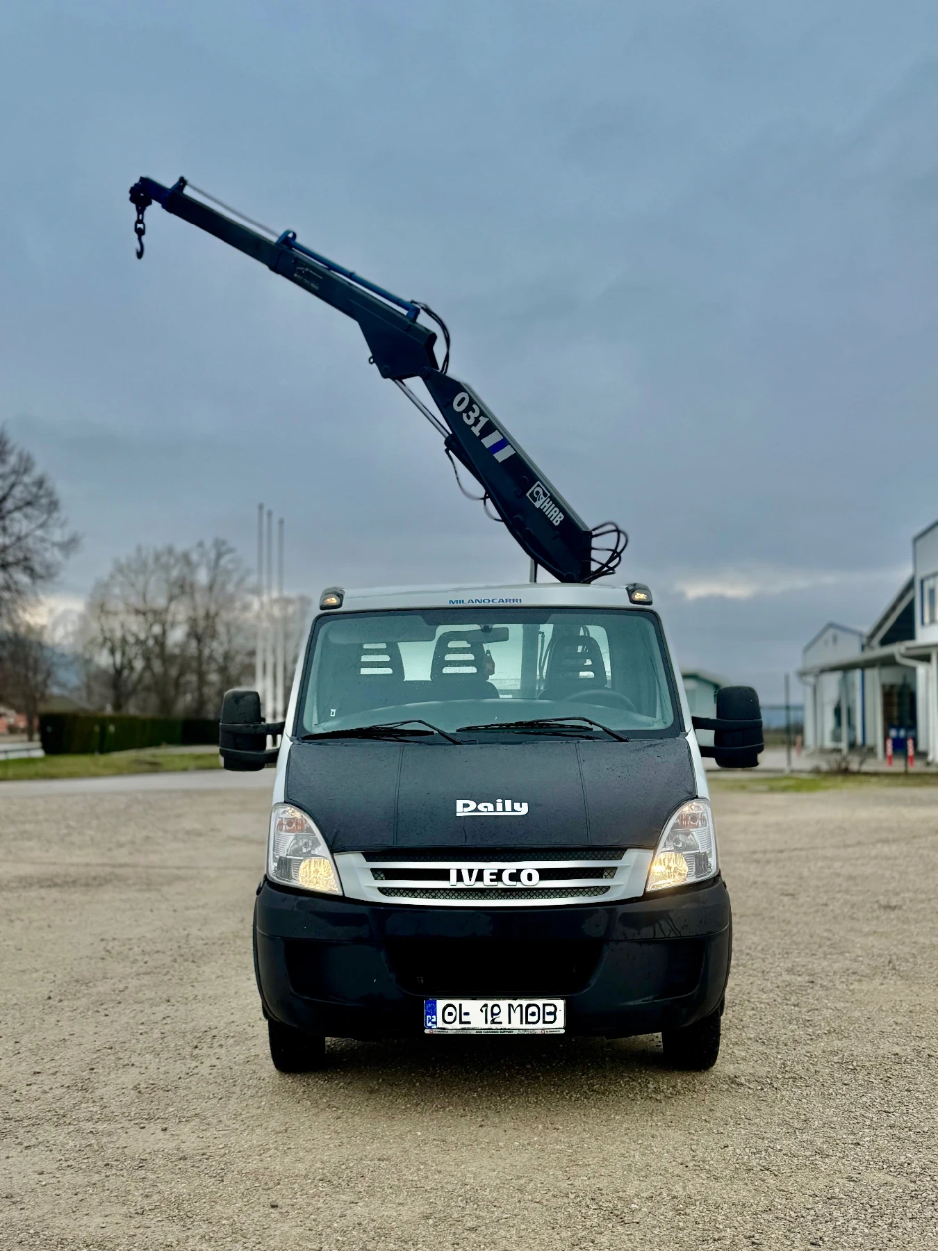 Iveco 35c15 КРАН-2100кг* КЛИМАТИК - изображение 2