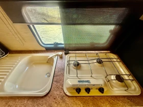 Каравана Burstner Scala, снимка 15