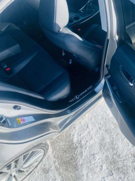Lexus IS 300 * AWD * CARFAX * ОБДУХВАНЕ * ПОДГРЕВ * KEYLESS, снимка 10