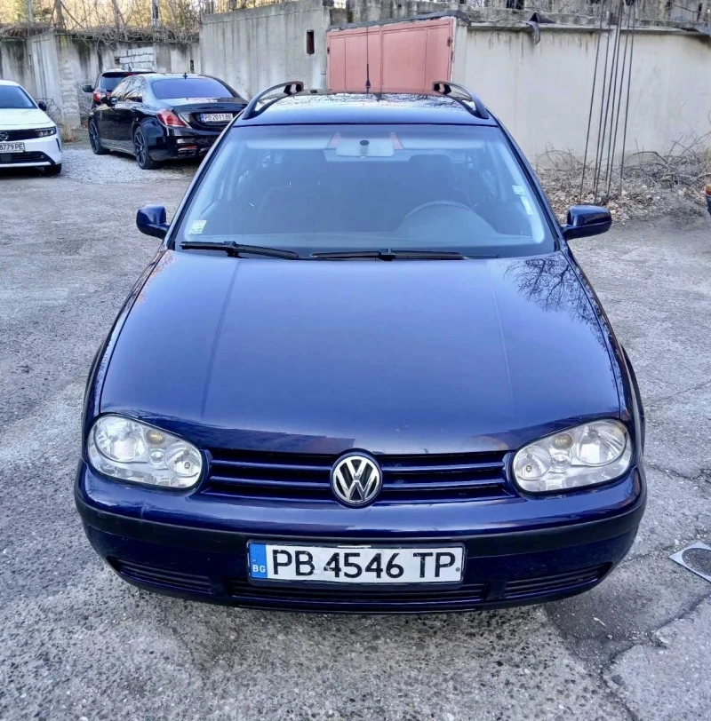 VW Golf, снимка 1 - Автомобили и джипове - 48434870