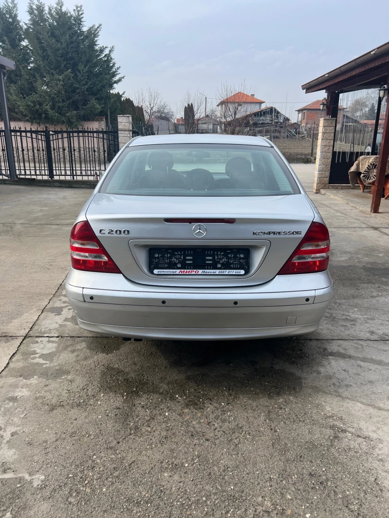 Mercedes-Benz C 200 Германия перфект, снимка 6 - Автомобили и джипове - 48892473