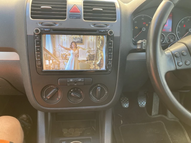 VW Golf 1.9TDI, снимка 5 - Автомобили и джипове - 52627323