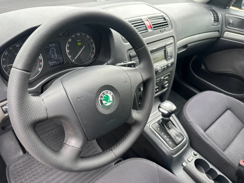 Skoda Octavia 1.9TDI* AUTOMAT* , снимка 9 - Автомобили и джипове - 51954256