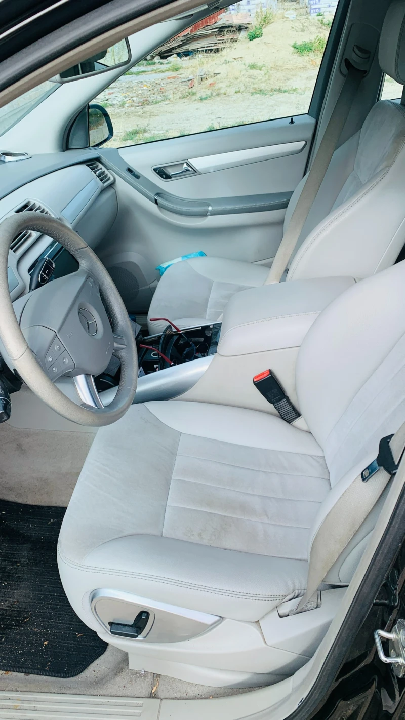 Mercedes-Benz R 280 Панорама. Реални километри, снимка 9 - Автомобили и джипове - 52824638