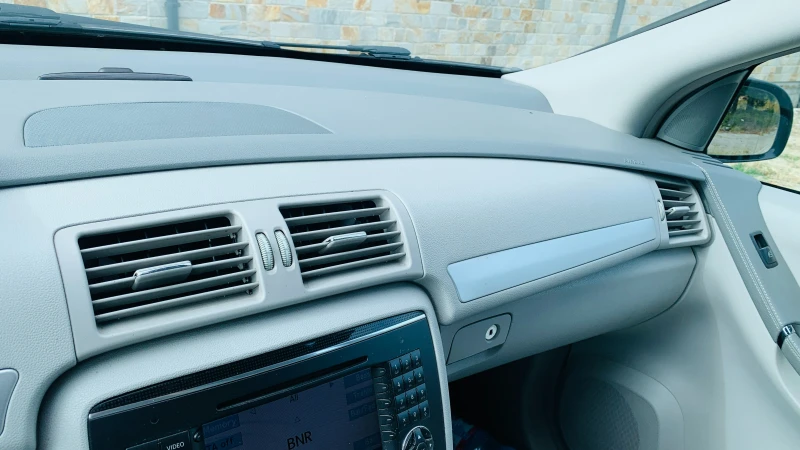 Mercedes-Benz R 280 Панорама. Реални километри, снимка 13 - Автомобили и джипове - 52824638