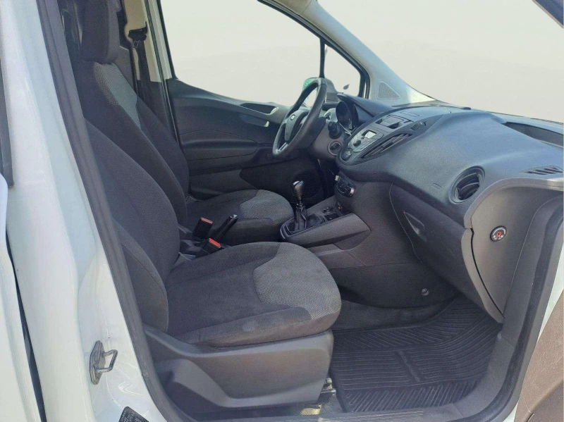 Ford Courier 1.5 TDCi, снимка 9 - Автомобили и джипове - 52498063