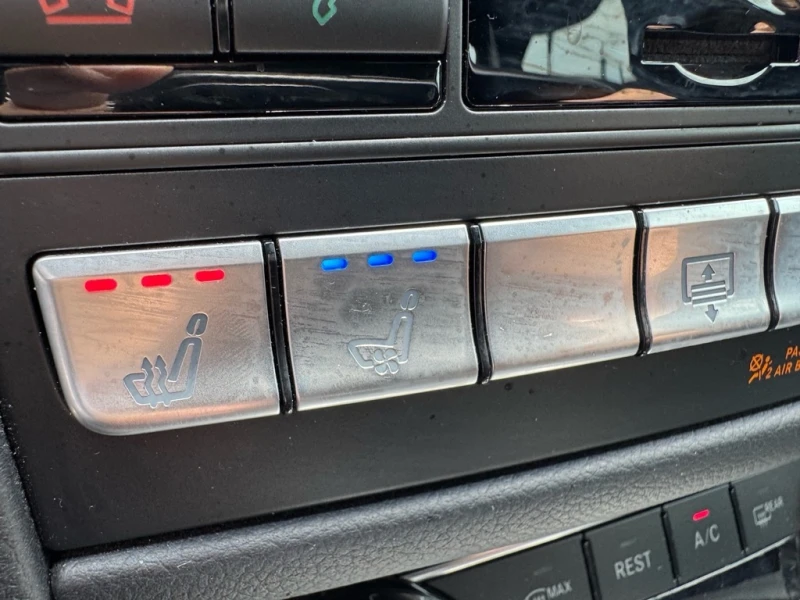 Mercedes-Benz CLS 550 4MATIC * * CARFAX * * АВТО КРЕДИТ * * , снимка 14 - Автомобили и джипове - 52515273