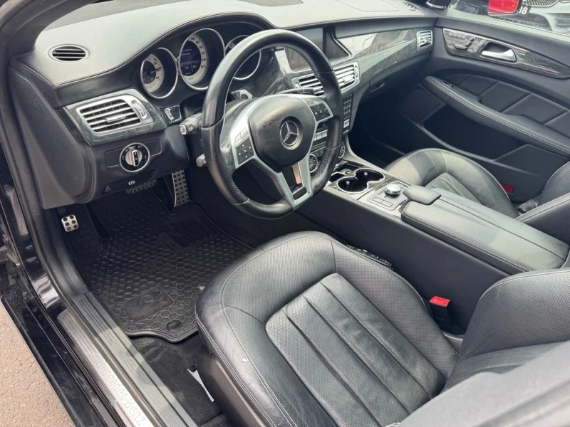 Mercedes-Benz CLS 550 4MATIC * * CARFAX * * АВТО КРЕДИТ * * , снимка 9 - Автомобили и джипове - 52515273