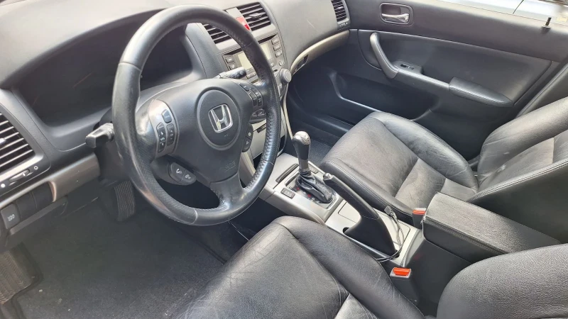 Honda Accord 2.4 TYPE S, снимка 8 - Автомобили и джипове - 52665800