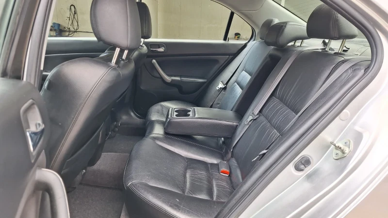 Honda Accord 2.4 TYPE S, снимка 11 - Автомобили и джипове - 52665800