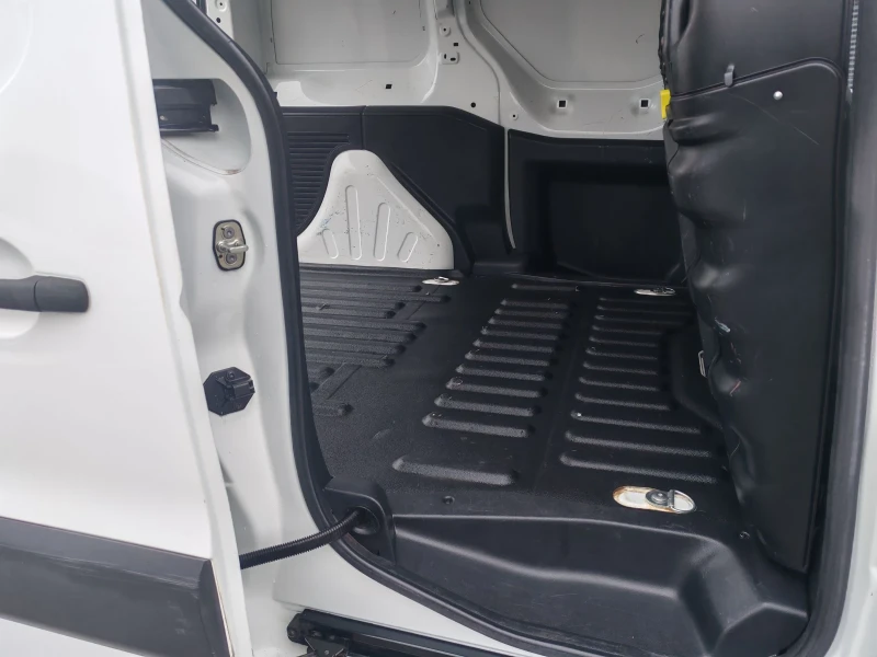 Citroen Berlingo 1.6HDI 2013G 2+ 1M ITALY, снимка 11 - Автомобили и джипове - 53195946