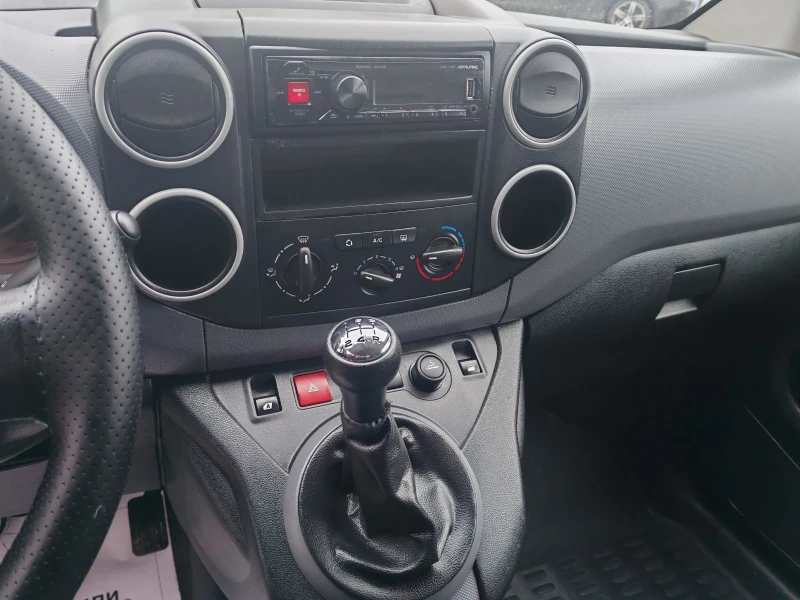 Citroen Berlingo 1.6HDI 2013G 2+ 1M ITALY, снимка 13 - Автомобили и джипове - 53195946