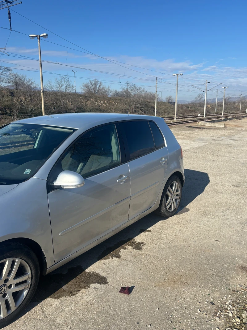 VW Golf, снимка 4 - Автомобили и джипове - 53322461