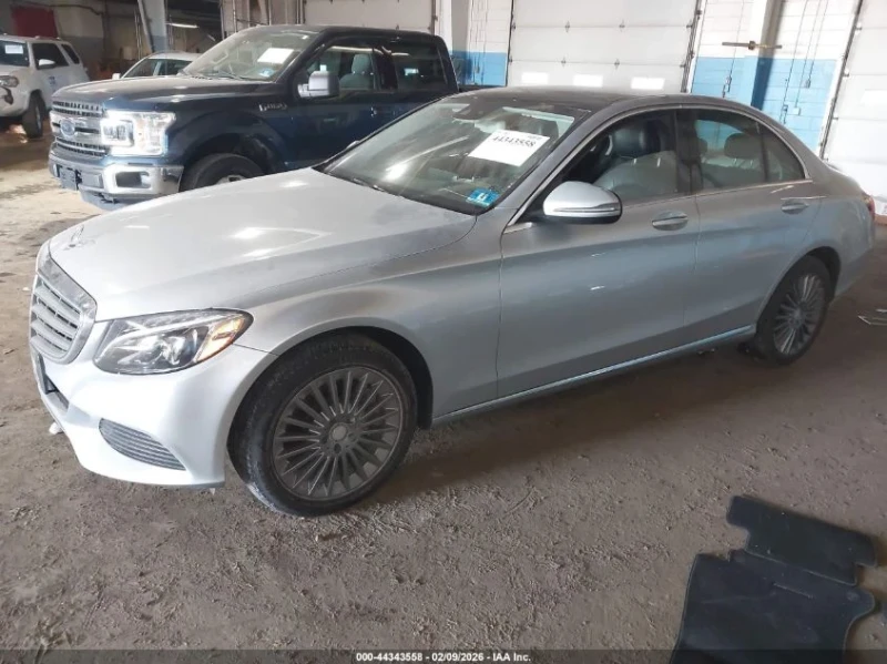 Mercedes-Benz C 300, снимка 2 - Автомобили и джипове - 53514463