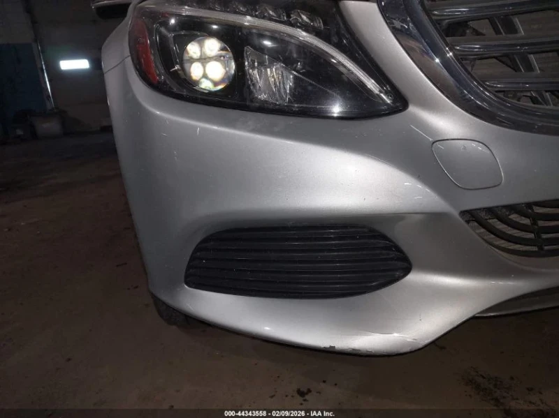 Mercedes-Benz C 300, снимка 6 - Автомобили и джипове - 53514463