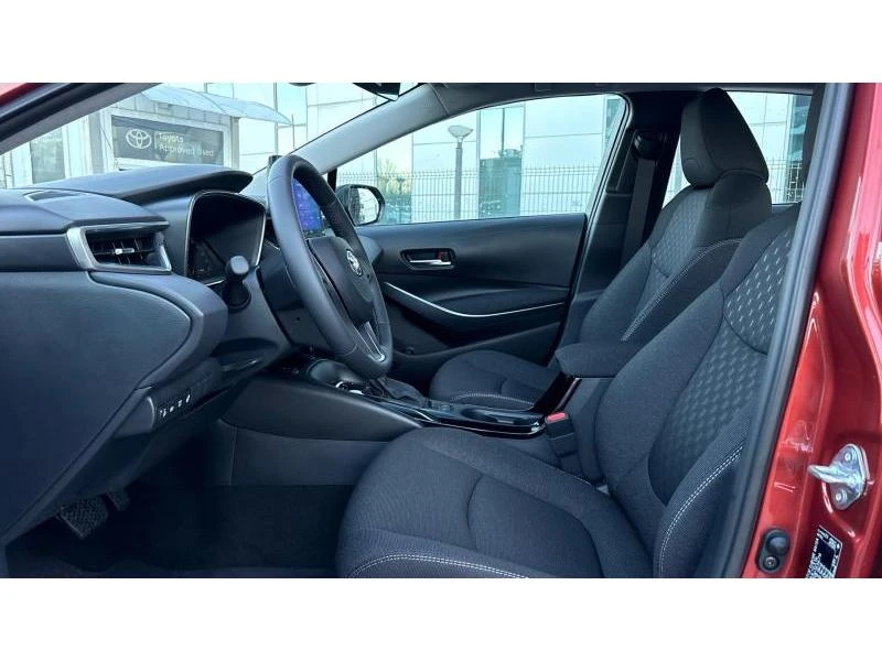 Toyota Corolla 1.5 CVT SDN Executive MY25 - ���� | Mobile.bg � ����������� 12
