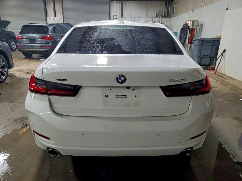 BMW 330 XI, снимка 3 - Автомобили и джипове - 53023892