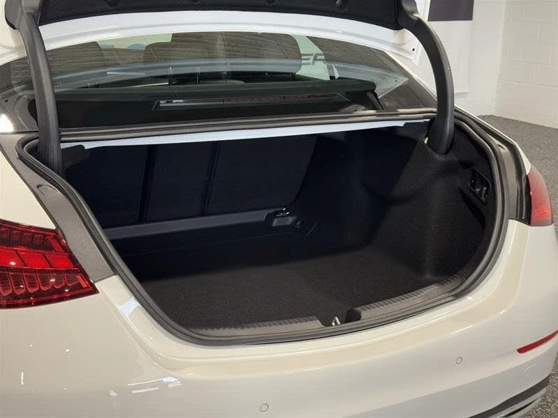 Mercedes-Benz C 300 4MATIC* АвтоКредит* (ЦЕНА ДО БГ), снимка 6 - Автомобили и джипове - 54058289