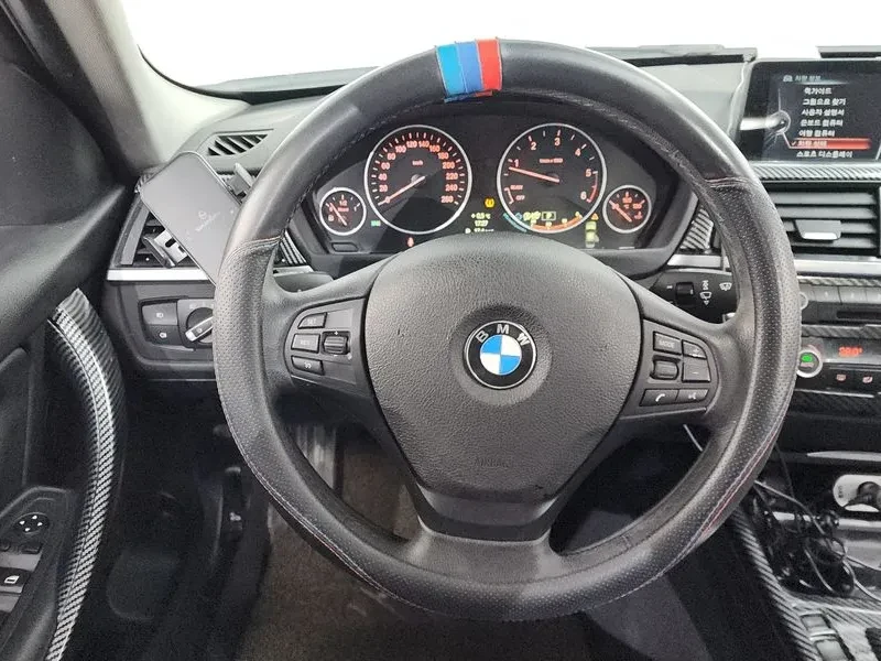 BMW 320 d, снимка 13 - Автомобили и джипове - 54589968