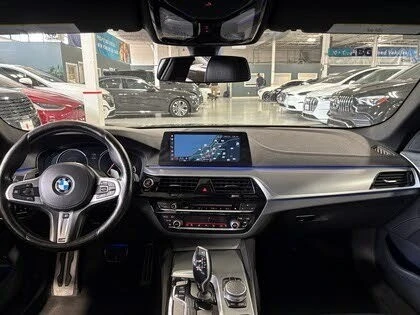 BMW 540 xDRIVE* MPACK* PANO* КАМЕРА* ПЕРА, снимка 11 - Автомобили и джипове - 54713258