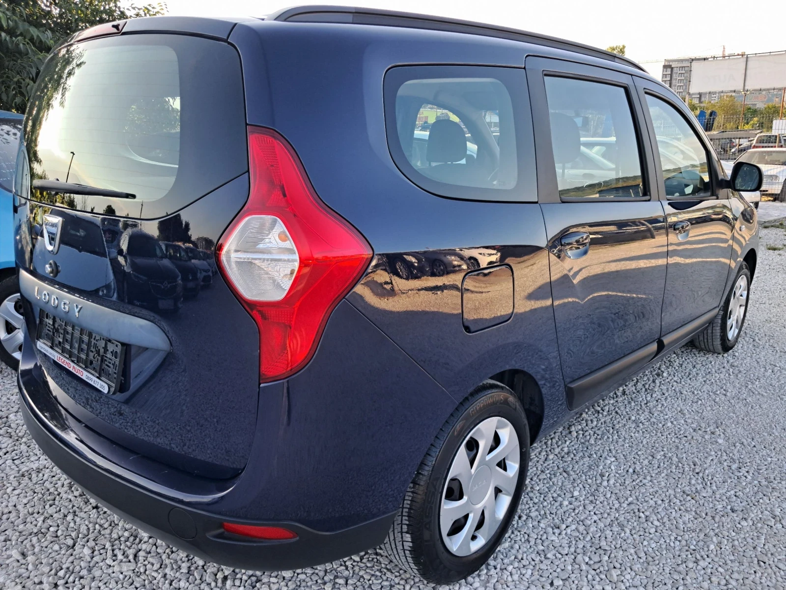 Dacia Lodgy 1.6i 83к.с 165000км - изображение 8