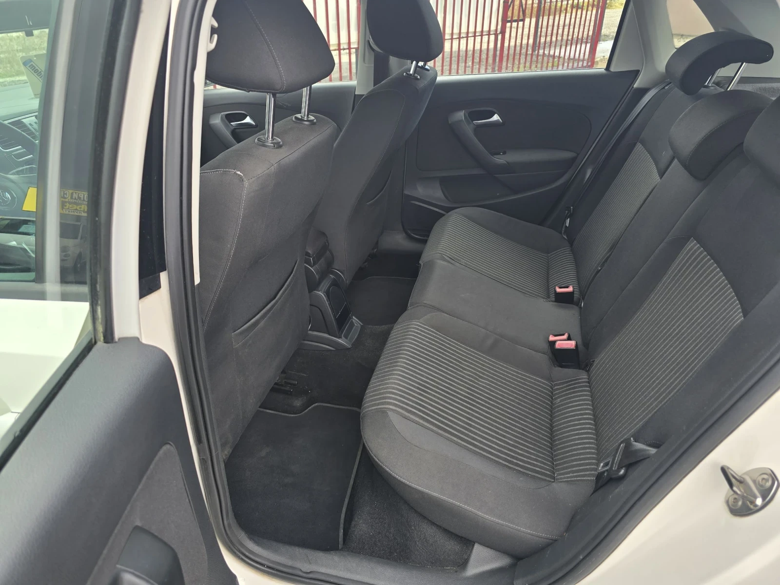 VW Polo 1.4i - изображение 8