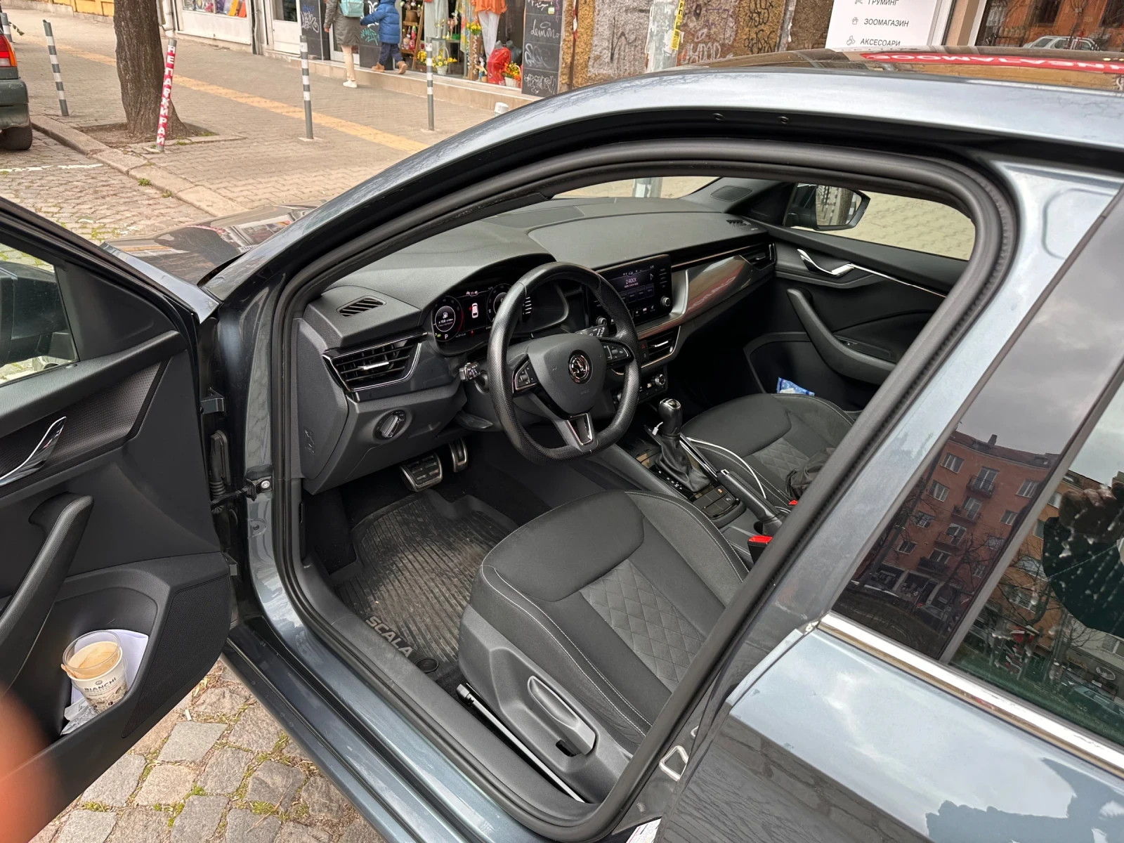 Skoda Scala 1.5 tsi, снимка 6 - Автомобили и джипове - 53947237