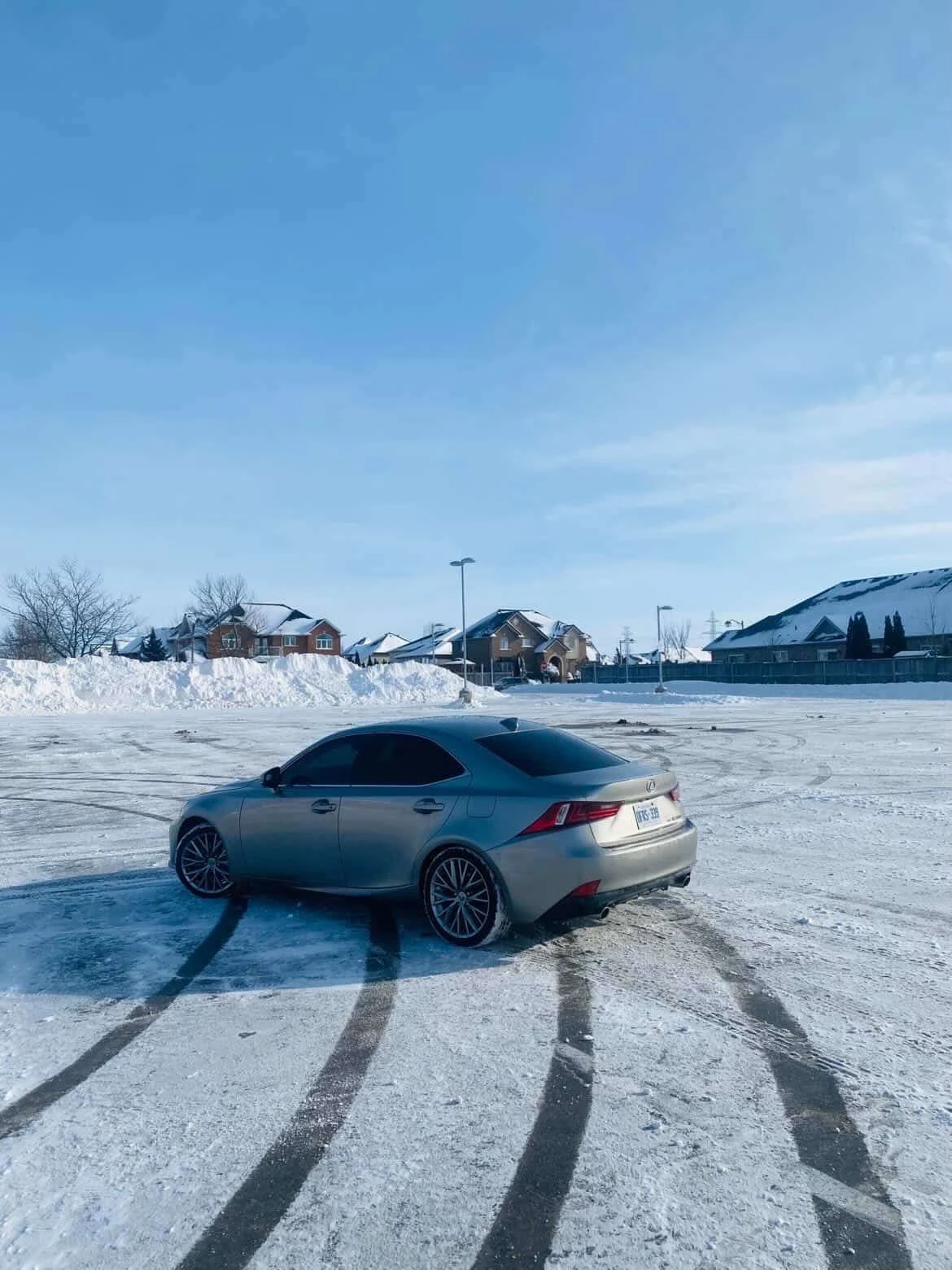 Lexus IS 300 * AWD * CARFAX * ОБДУХВАНЕ * ПОДГРЕВ * KEYLESS, снимка 8 - Автомобили и джипове - 54038558