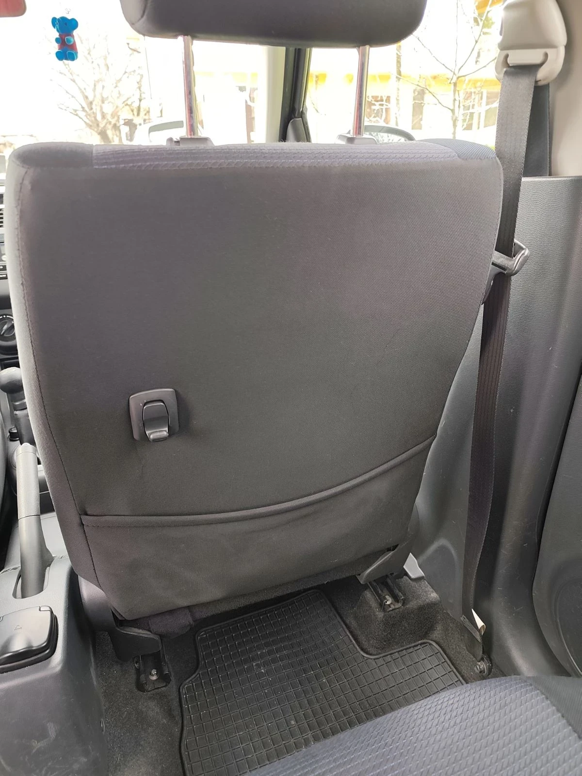 Suzuki Swift 1.3 4X4, снимка 13 - Автомобили и джипове - 54059758