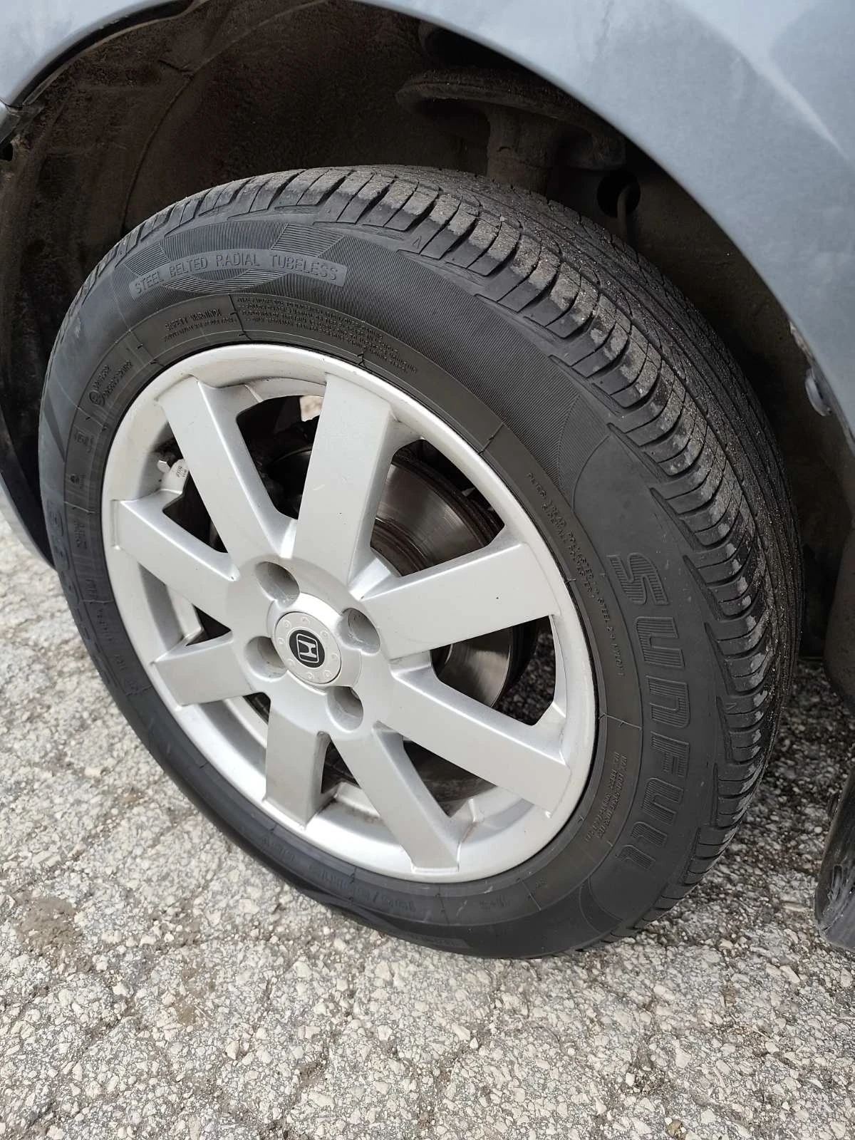 Suzuki Swift 1.3 4X4, снимка 12 - Автомобили и джипове - 54059758