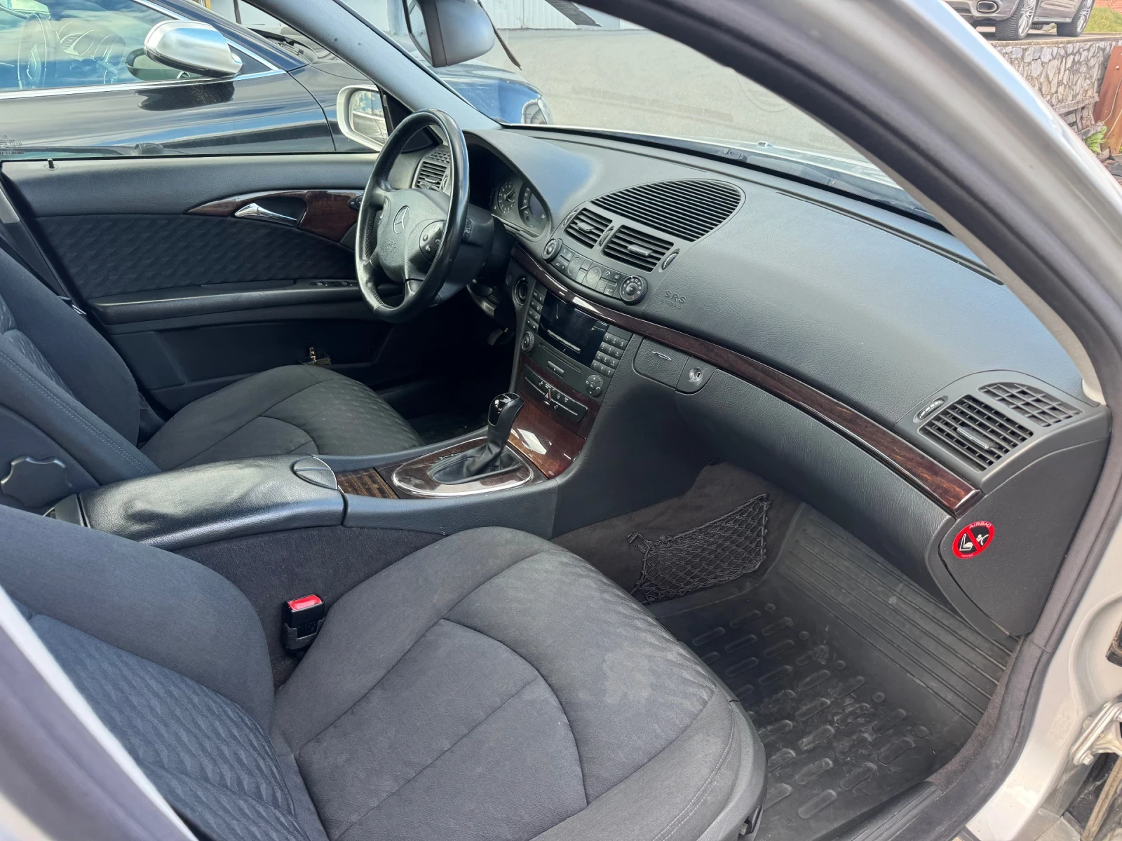 Mercedes-Benz E 220 ����� ������� - ������ ��� ��� ���� | Mobile.bg � ����������� 2
