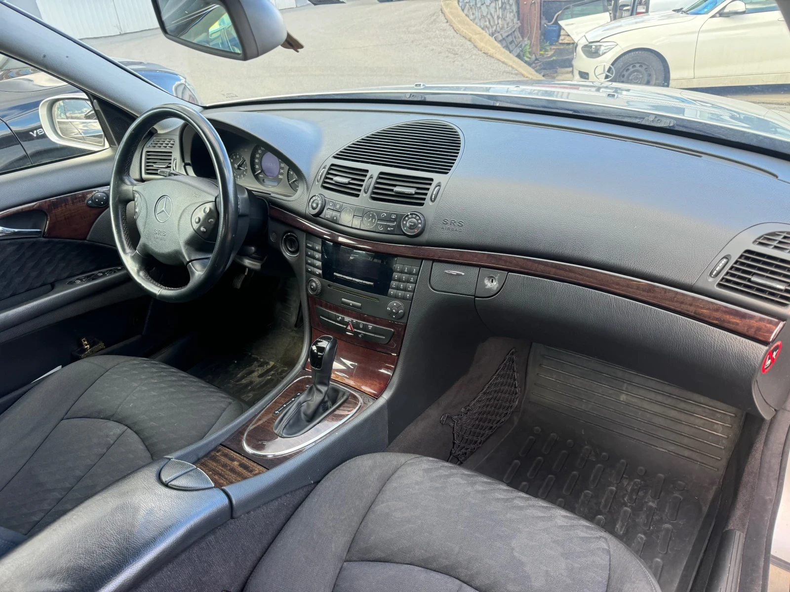 Mercedes-Benz E 220 ����� ������� - ������ ��� ��� ���� | Mobile.bg � ����������� 6