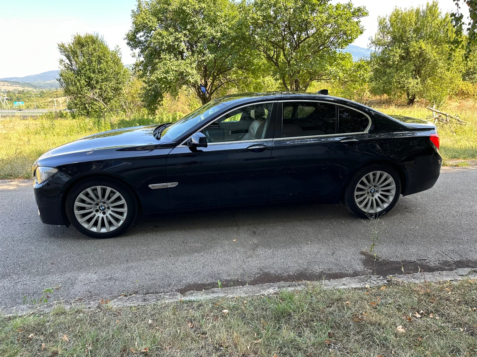 BMW 740 740xd M pack, снимка 2 - Автомобили и джипове - 54756069