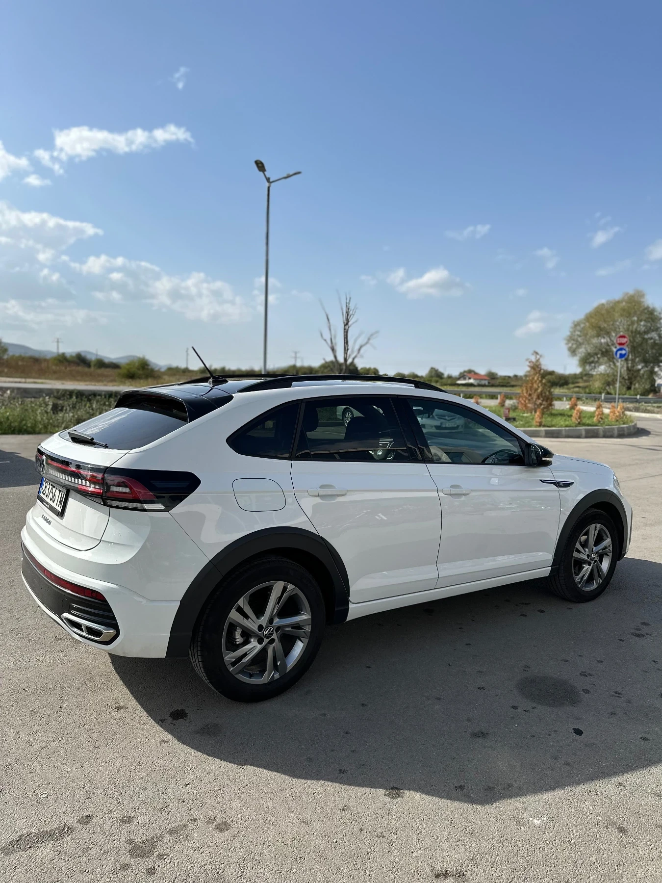 VW Taigo R-Line 1.5, снимка 9 - Автомобили и джипове - 54958449