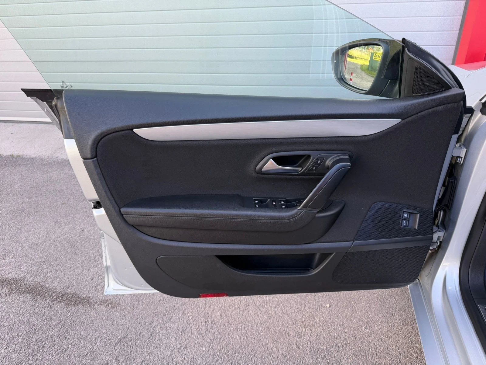 VW CC 2.0TDI NAVI KLIMATRONIK 6-SPEED EVRO 5B ЛИЗИНГ!!!, снимка 12 - Автомобили и джипове - 54967928