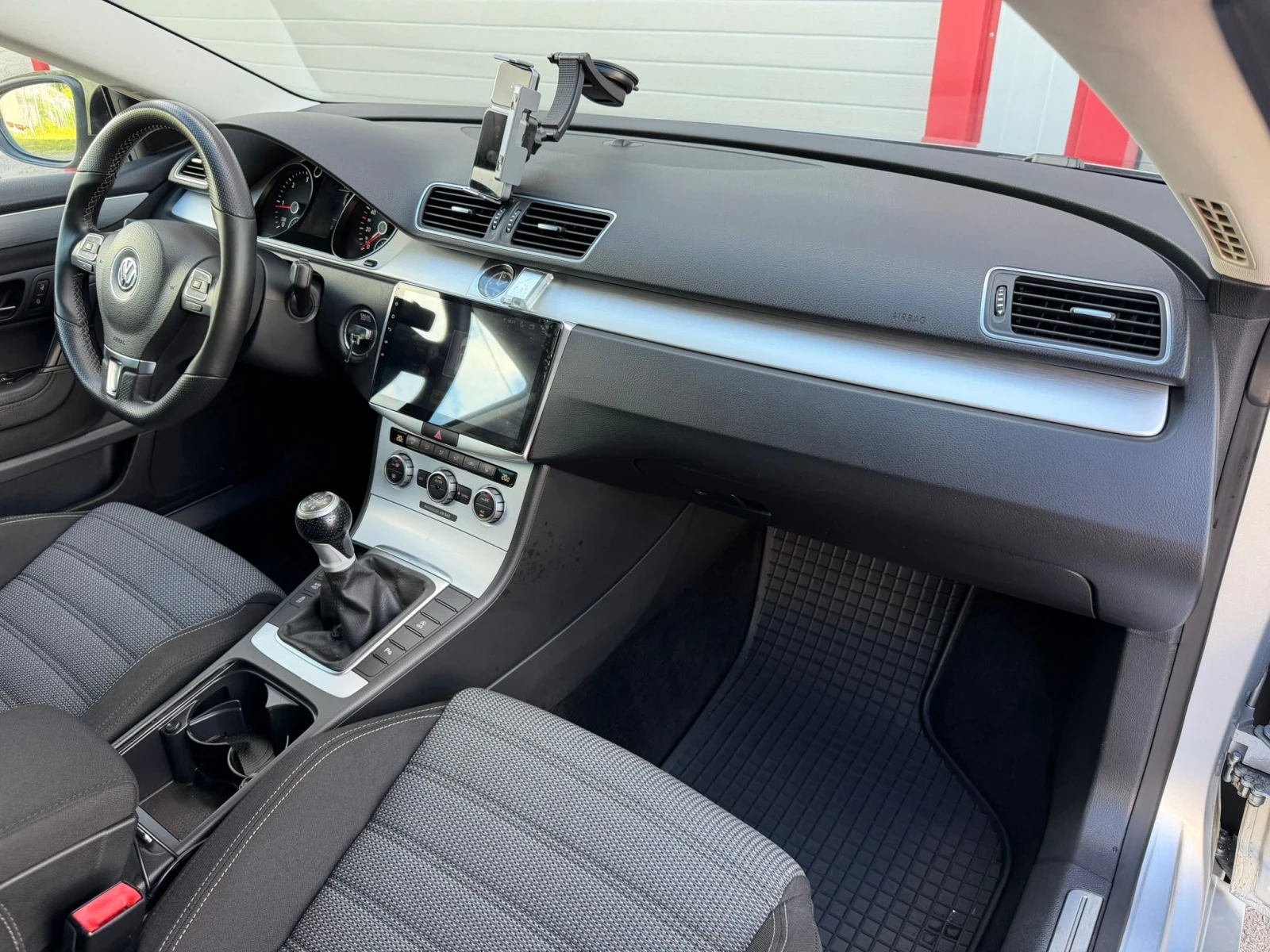 VW CC 2.0TDI NAVI KLIMATRONIK 6-SPEED EVRO 5B ЛИЗИНГ!!!, снимка 15 - Автомобили и джипове - 54967928