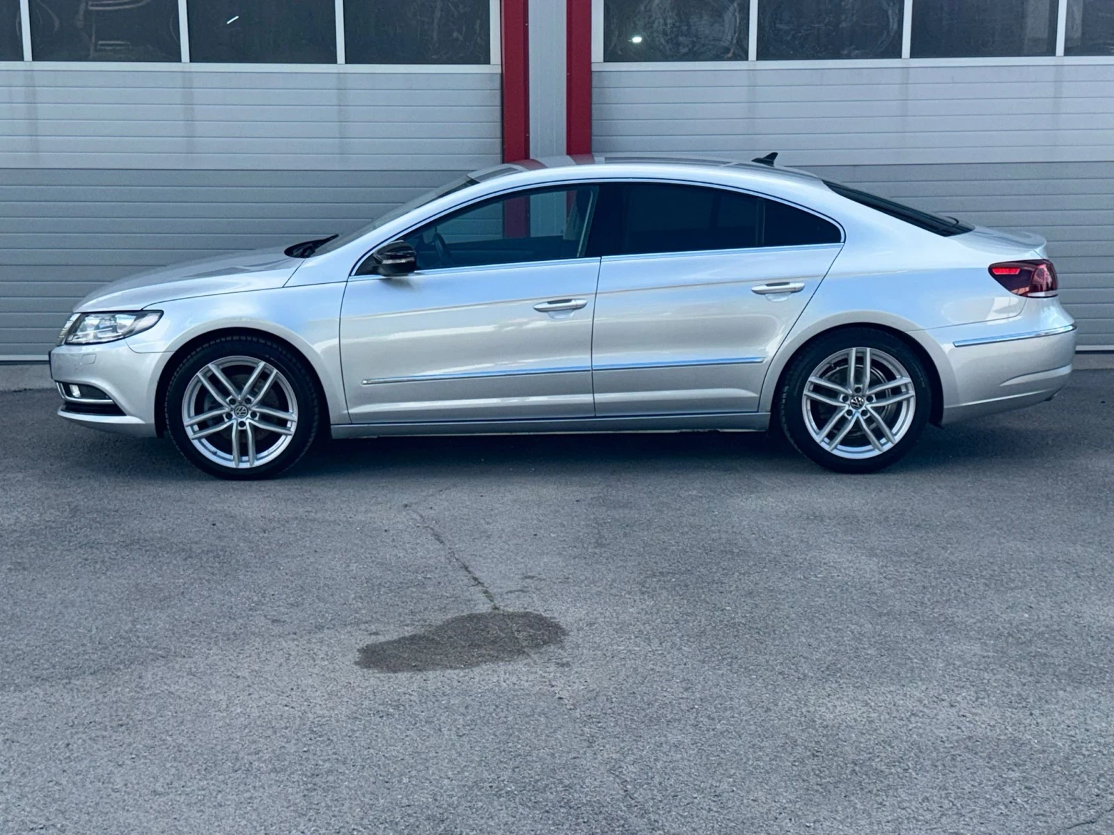 VW CC 2.0TDI NAVI KLIMATRONIK 6-SPEED EVRO 5B ЛИЗИНГ!!!, снимка 6 - Автомобили и джипове - 54967928