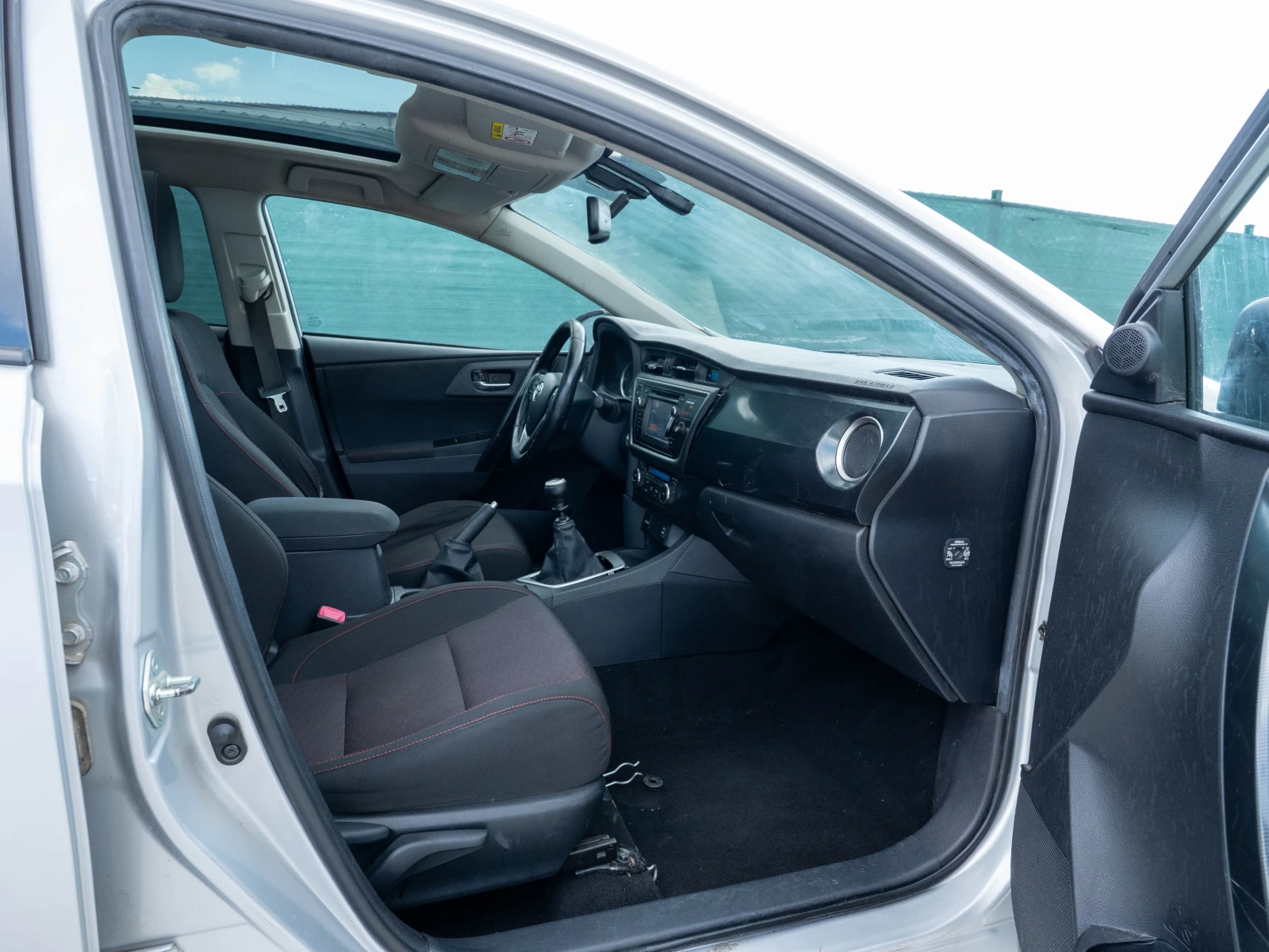 Toyota Auris Panorama  | Mobile.bg � ����������� 11