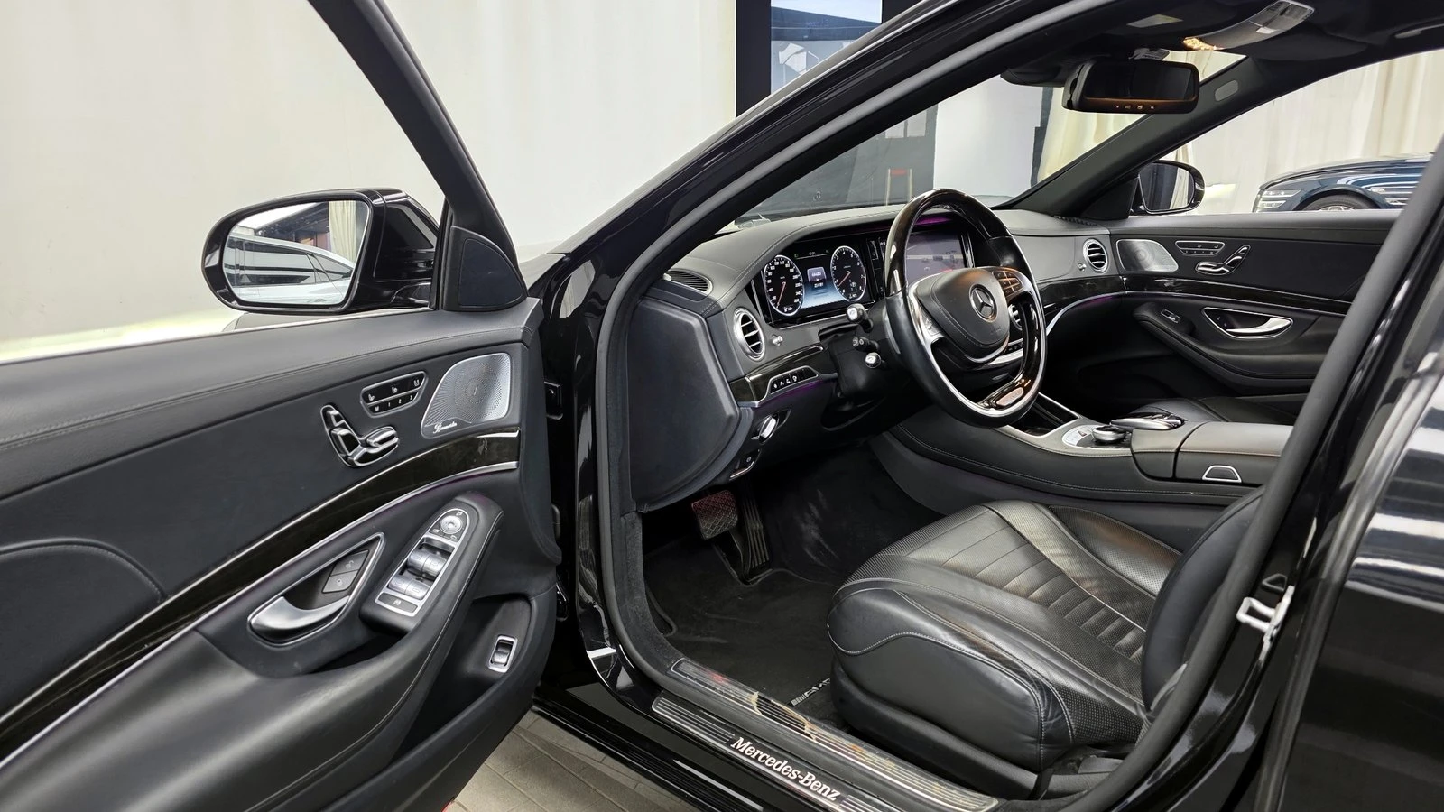 Mercedes-Benz S 500 НАЛИЧНА КРАЙНА ЦЕНА, снимка 10 - Автомобили и джипове - 55237037