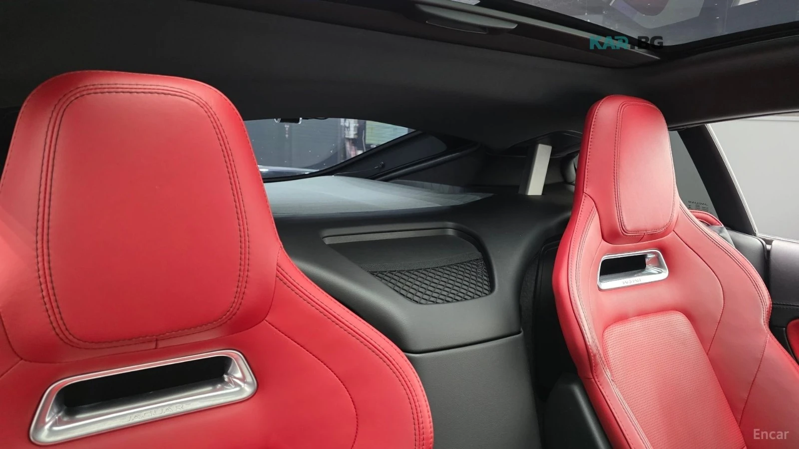 Jaguar F-Type P300 Coupe* КОЖА* ОБДУХВ* НАВИ* ПАНО, снимка 10 - Автомобили и джипове - 55248656