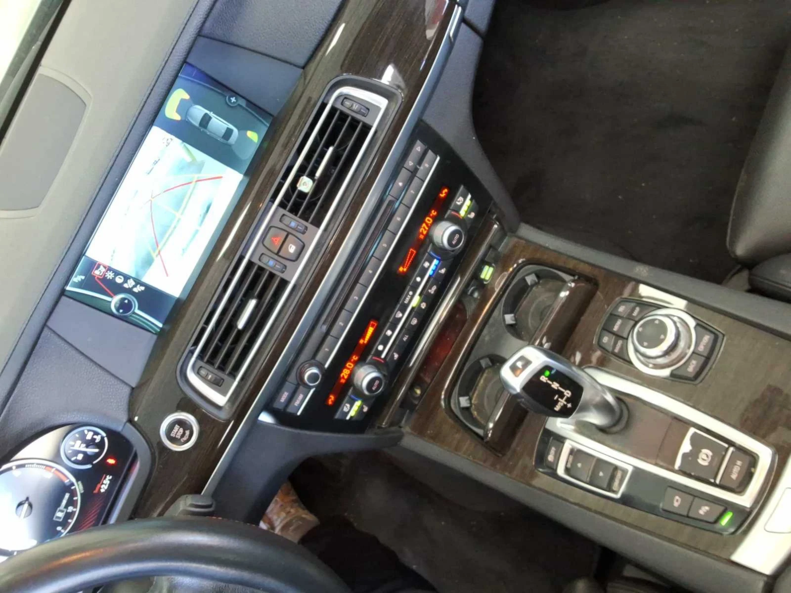 BMW 730 2011г.ФУЛ ЕКСТРИ , снимка 11 - Автомобили и джипове - 55401375