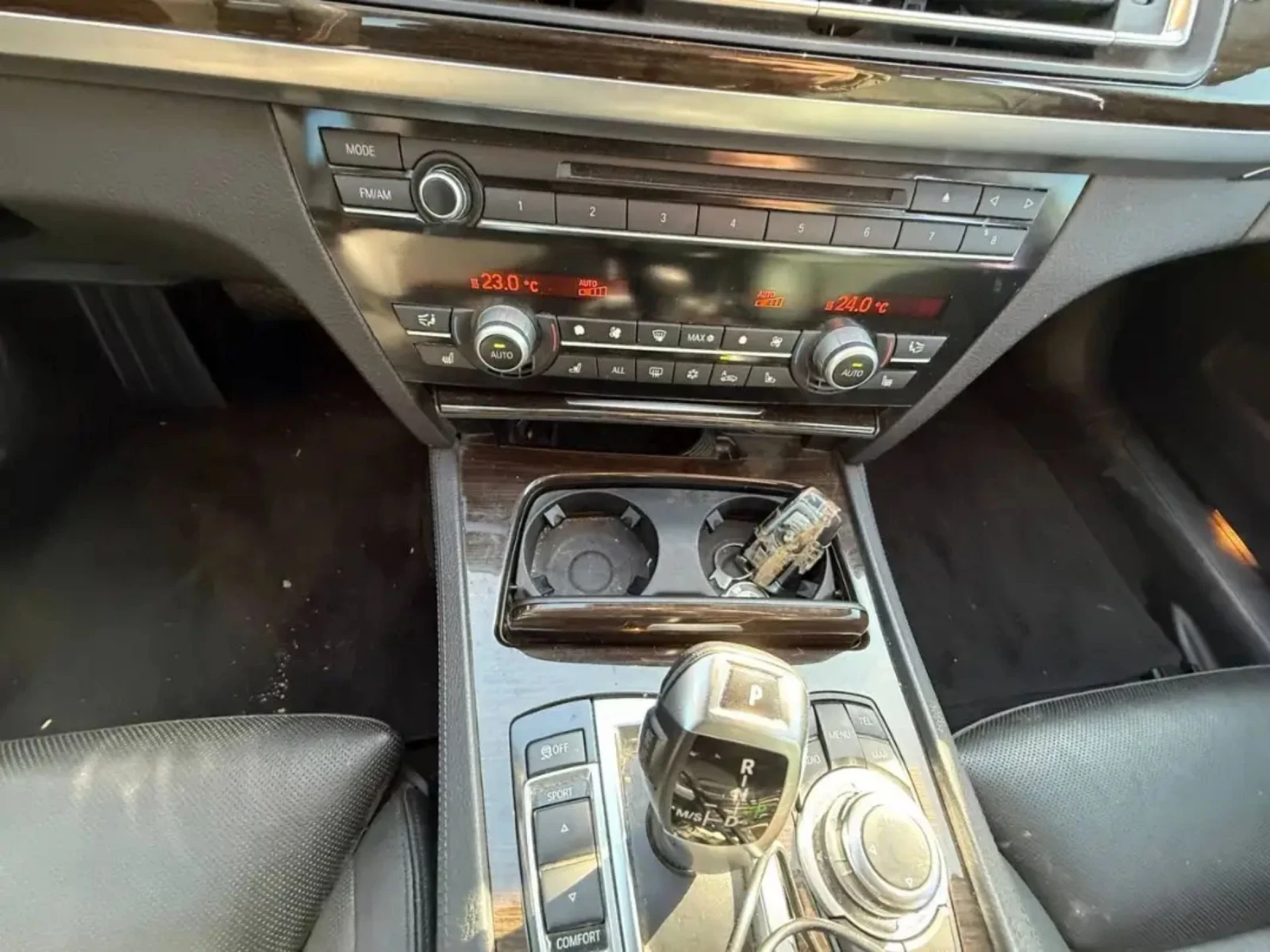 BMW 730 2011г.ФУЛ ЕКСТРИ , снимка 14 - Автомобили и джипове - 55401375
